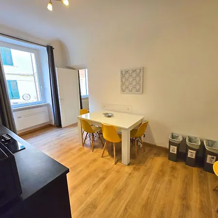 Punta Pineda Apartment La Spezia